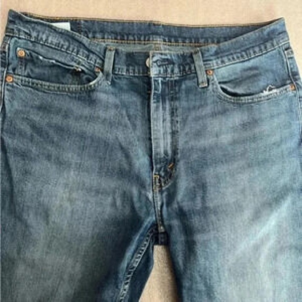 Classic Men's Blue Denim Jeans - Picture 2 of 5